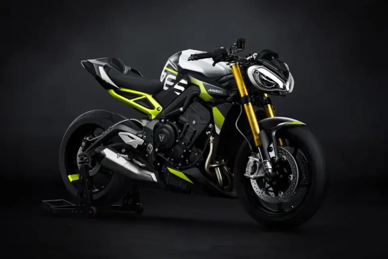 Triumph Street Triple 765 RX & Moto2
